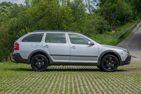 Škoda Octavia Combi 2.0 TDI 4x4 Scout - 4