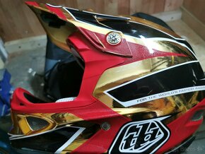 Troy Lee Design D3 - 4