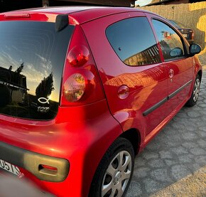 Peugeot 107 1.0i - 4