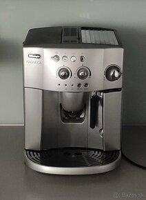 Predam kavovar Delonghi ESAM 4200S - 4