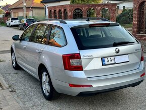 Škoda Octavia Combi 1.6 TDI 110k Style DSG - 4