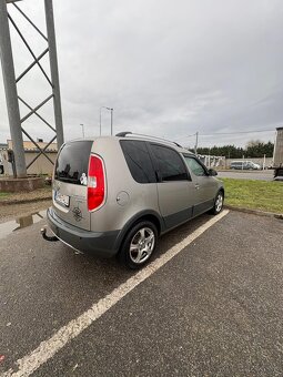 Škoda Roomster Scout 1.9tdi 77kw - 4