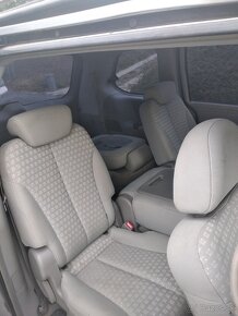 Kia Carnival 2, 9CRDI - 4