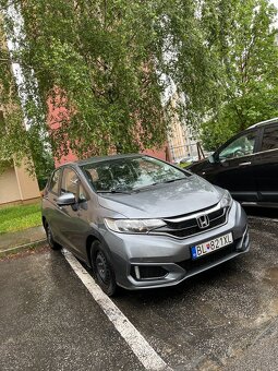 Predám auto Honda Jazz 1.3 i-VTEC Comfort rok výroby 2018 - 4