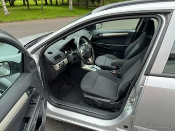 Opel astra H 1,9 88kw automat - 4