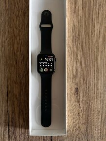 Hodinky Apple Watch SE 44mm - 4