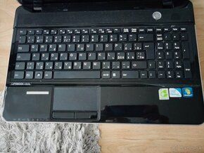 15,6" Fujitsu Lifebook / 120gb ssd / 4gb ram / Windows 7 - 4