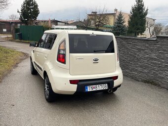 KIA SOUL 1.6 - 4