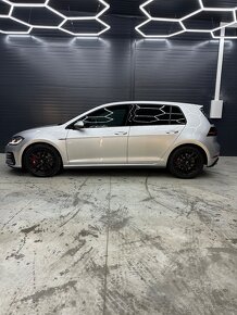 Volkswagen Golf GTI 7.5 Performance Facelift 2.0 TSI 180 kW - 4