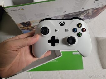 Xbox one S - 4