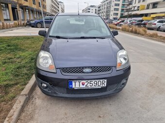 Ford Fiesta - 4