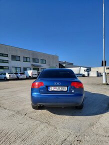 AUDI A4 - 4