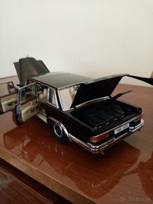 Predam Mercedes Benz 600  1:18 Auto Art - 4