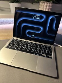 MacBook Air M1 2022 8Gb RAM, 512Gb - 4