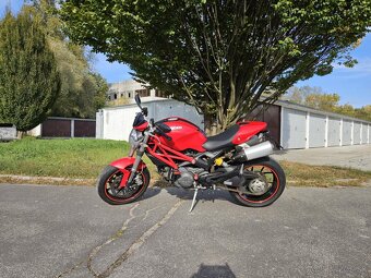 Ducati Monster 1100 - 4