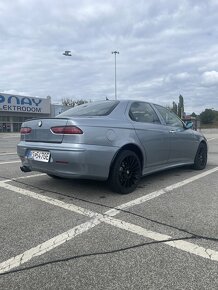 Alfa Romeo 156 2.4 JTD - 4