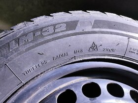 Predám zimné gumové 195/65 R15 z disky 5x112. - 4