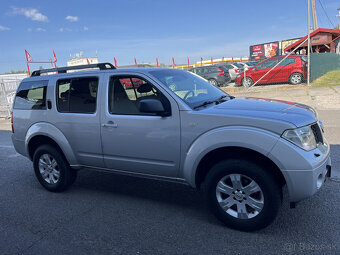 Nissan Pathfinder 2.5 dCi XE - 4