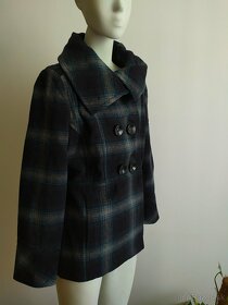 Károvaný kabát na zimu - 4