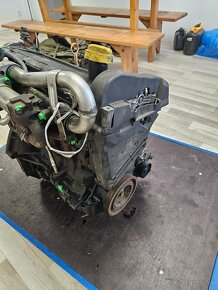 motor Renault 1,5dci K9K714 - 4