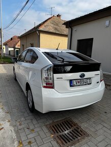 Toyota Prius 1.8 I VVT-i Hybrid - 4