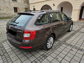 Škoda Octavia Combi 1.6 TDI M5 Elegance Navi Lane R16 - 4