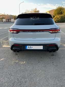 Porsche Macan T - 4