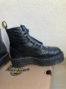 Dr Martens/ Doc Martens - 4