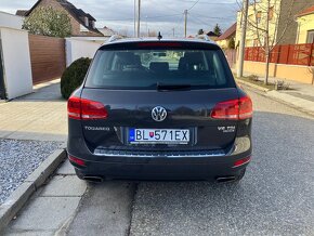 Volkswagen Touareg 3.0TDI Comfortline DSG - 4