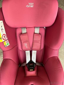 Britax Romer Dualfix M i-size - 4