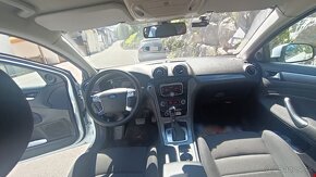 Ford Mondeo 2,0 TDCi 2011 - 4