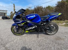 Rozpredam Suzuki GSX-R 600 K1-K3 - 4