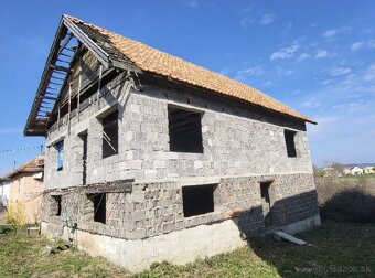 Dvojgeneračný  RD, obec Chanava, 6 árov pozemok, aj výmena - 4