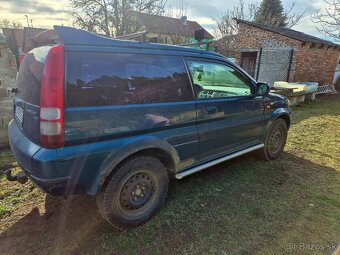 Ponúkam Honda HRV 1,6 benzín 4x4 - 4