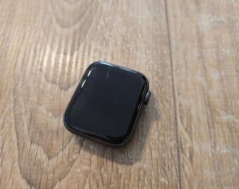 Apple watch se 1 generácie 44mm - 4