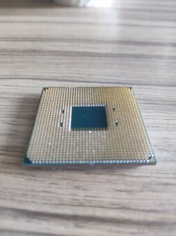 Ryzen 5 5600 - 4