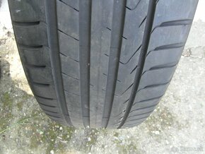 235/55 R18 - 4