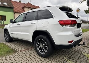 Jeep Grand Cherokee 3,0 CRD nafta automat 184 kw - 4