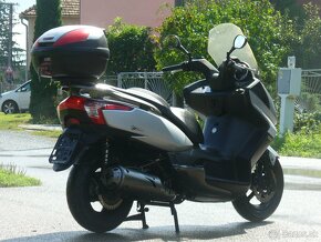 Kymco Downtown 125 i - 4