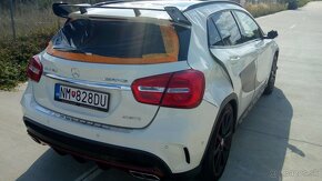 Mercedes-Benz GLA Mercedes-AMG 45 4MATIC A/T - 4