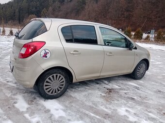 Predám / Vymením Opel Corsa D 1,2 59kW 2009 - 4