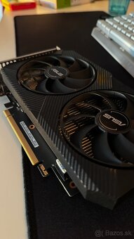 Asus GTX 1650 - 4