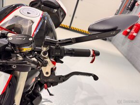 Ducati Streetfighter 1098, ducabike a rizoma doplnky - 4