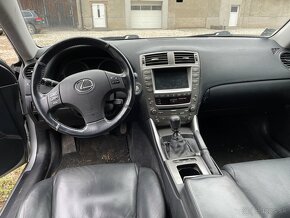 Predám lexus is 220d, manual, plna vybava - 4