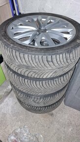 235/45 R19 Michelin zimne - 4