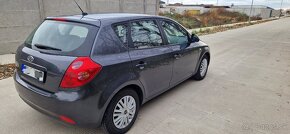 Predam Kia Ceed 1.4 benzin 77 kw rok 2007 - 4