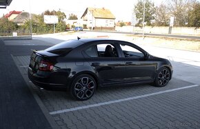 Škoda Octavia 2.0 TSI 245k RS DSG - 4