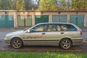 Volvo V40 1.9 TD 66kw  r.1999  - plne pojazdné - 4