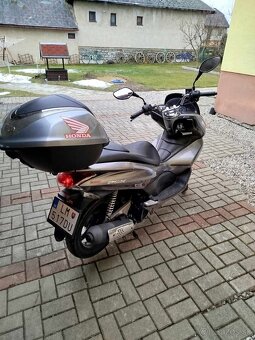 Predám Hondu PCX 125 - 4