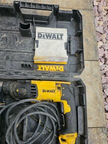 DEWALT D25133QS - 4